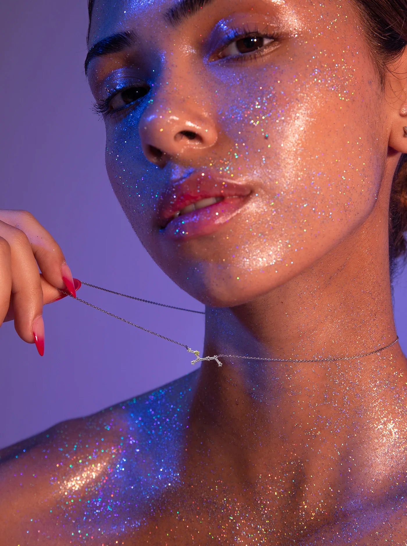 VIRGO silver pendant with natural Peridot