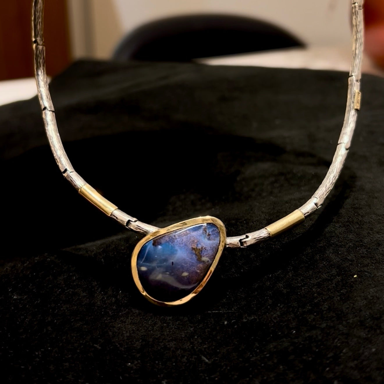 Collar styliano plata oro 18 ktes y opalo