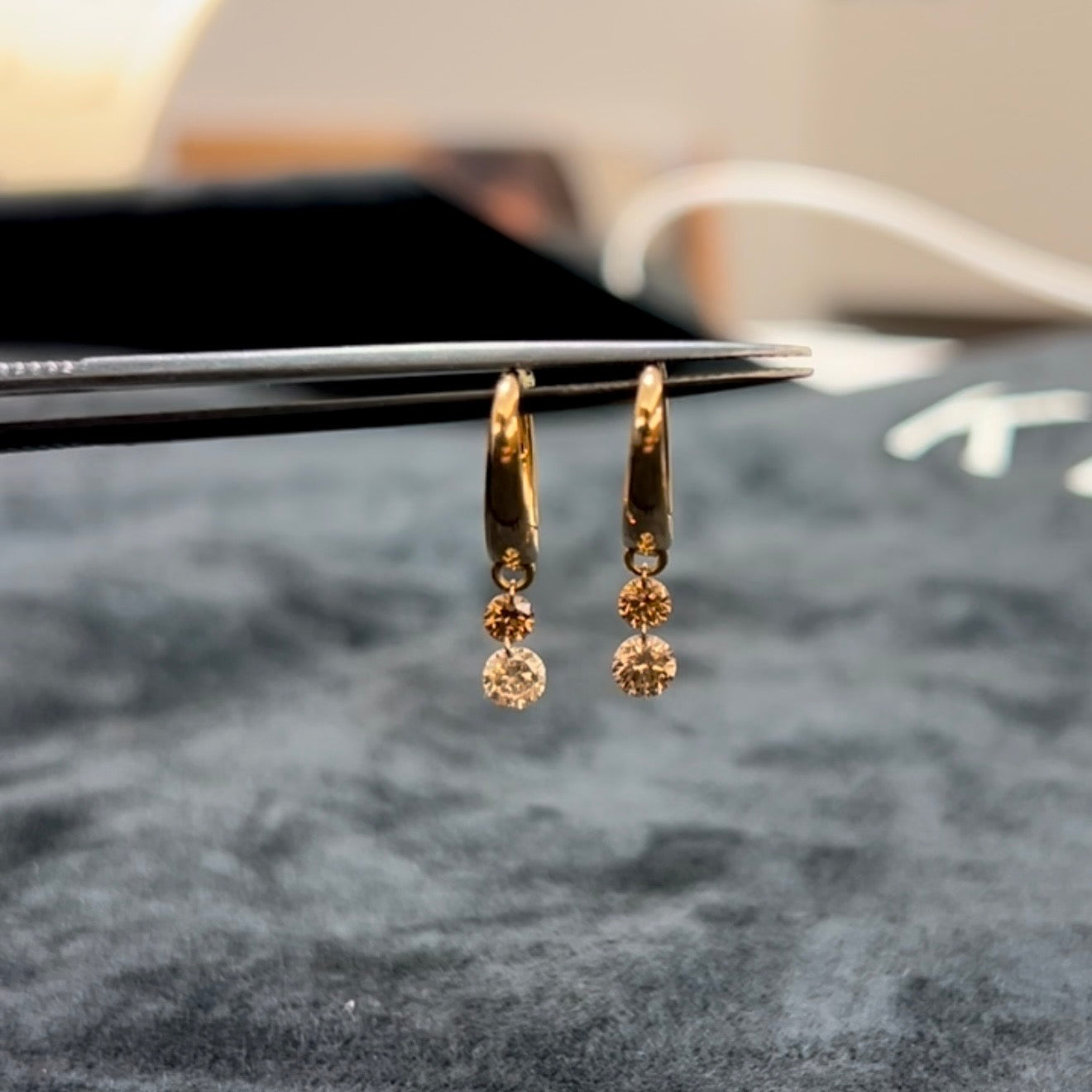 Pendientes oro rosa 18 ktes y diamantes browns