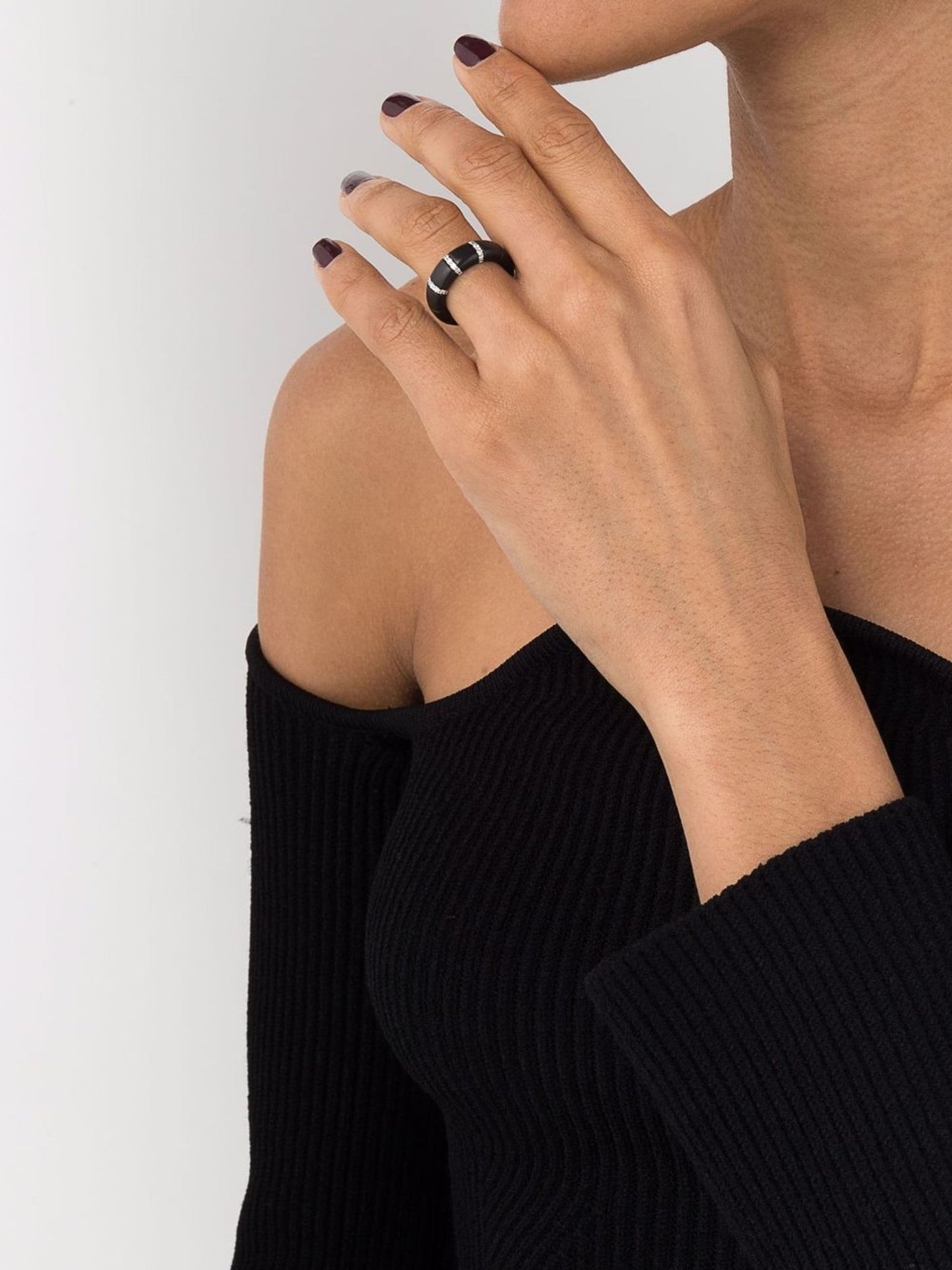 Anell Domino en or blanc de 18kt amb diamants
