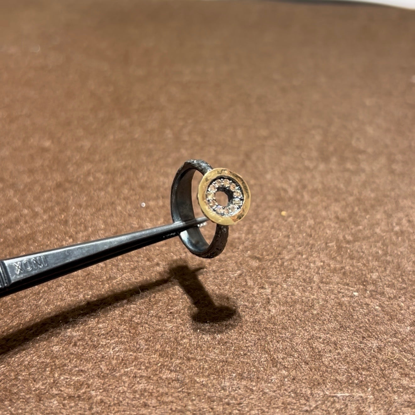 Anillo plata oro 18ktes y quarzo Fume