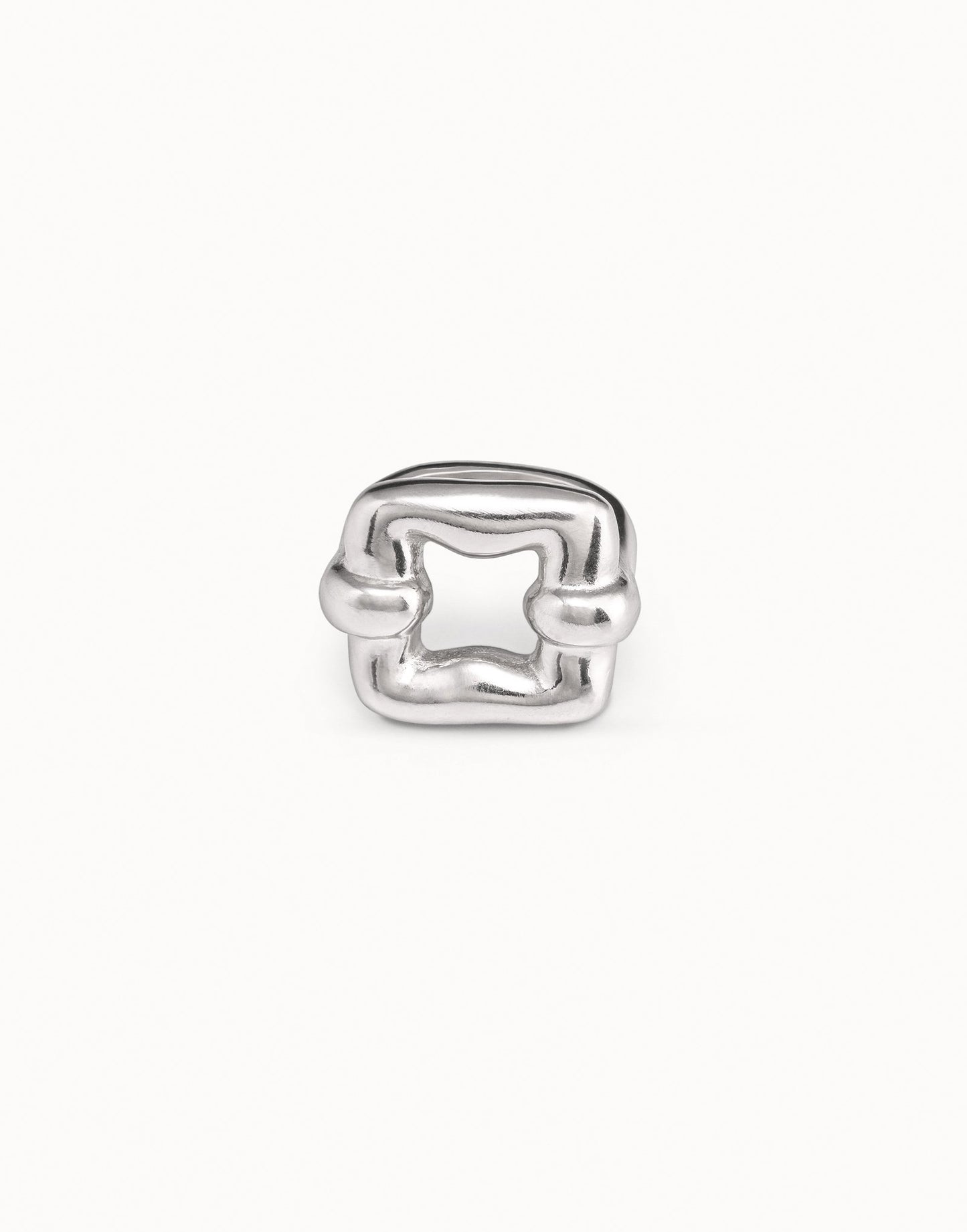 Anell baula quadrat banyat en plata de llei