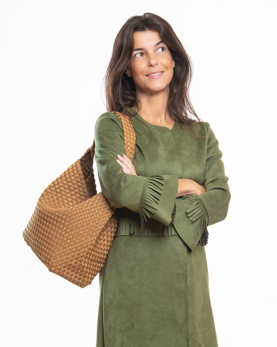 London X. Bolso saco de neopreno trenzado tostado